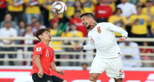 كوريا الجنوبية تعبر الصين وتتصدر مجموعتها.. وقيرغزستان ضمن أفضل "ثالث"